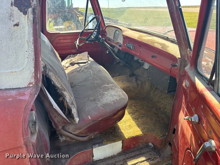 image for item FB7387 1962 Ford F250 pickup truck