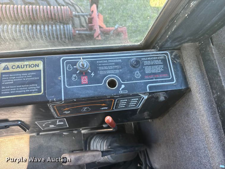 image for item FB7388 2001 New Holland HW320 swather / windrower