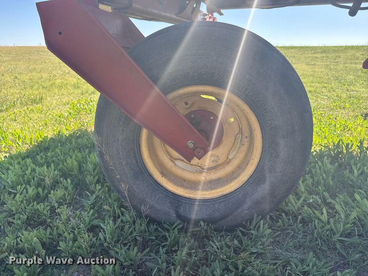 image for item FB7388 2001 New Holland HW320 swather / windrower