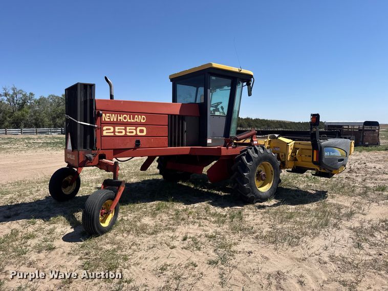 image for item FB7391 1996 Hew Holand 2550 swather / windrower