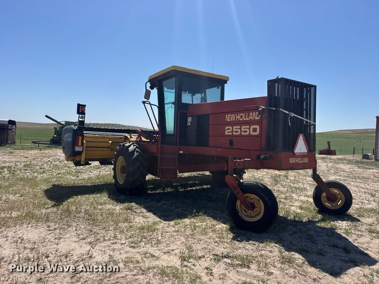 image for item FB7391 1996 Hew Holand 2550 swather / windrower