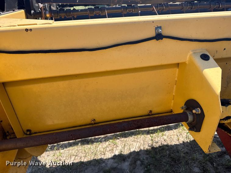 image for item FB7391 1996 Hew Holand 2550 swather / windrower