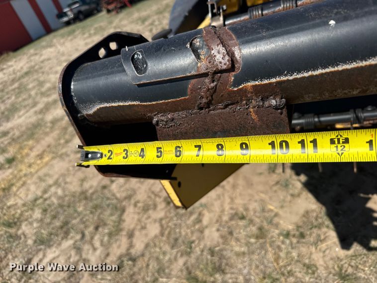 image for item FB7391 1996 Hew Holand 2550 swather / windrower