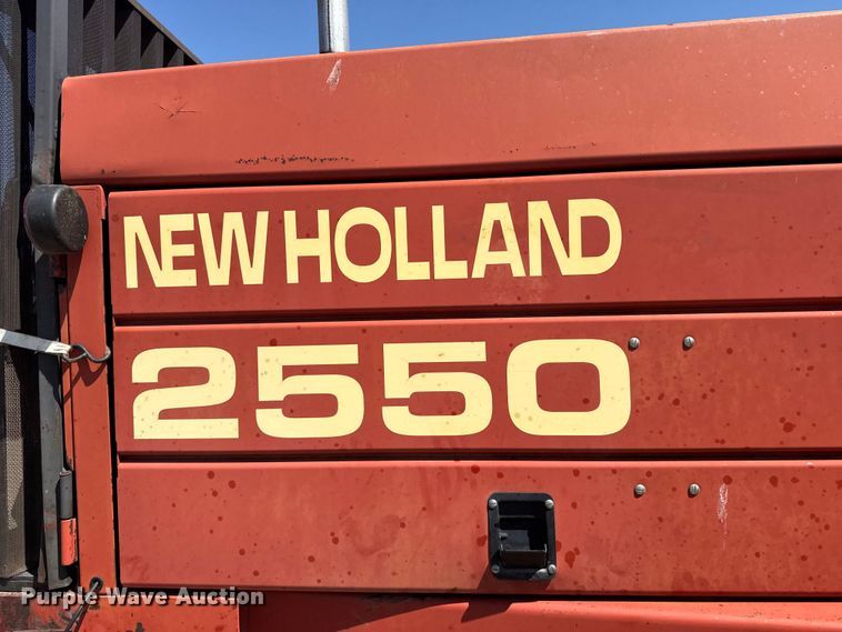 image for item FB7391 1996 Hew Holand 2550 swather / windrower