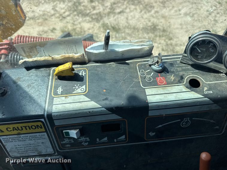 image for item FB7391 1996 Hew Holand 2550 swather / windrower