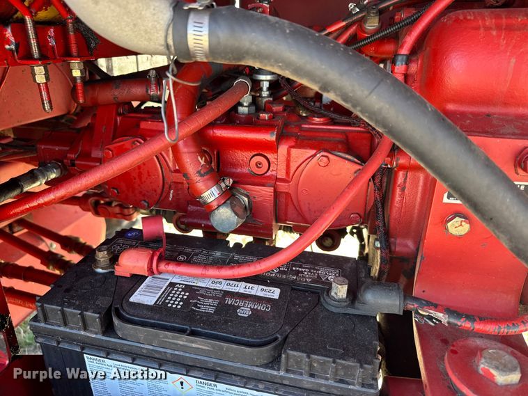 image for item FB7391 1996 Hew Holand 2550 swather / windrower