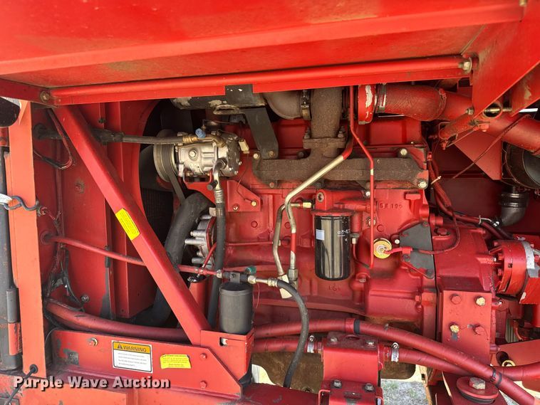 image for item FB7391 1996 Hew Holand 2550 swather / windrower