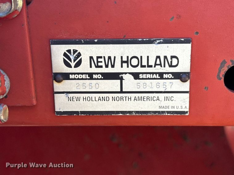 image for item FB7391 1996 Hew Holand 2550 swather / windrower