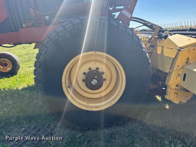 image for item FB7391 1996 New Holland 2550 swather / windrower