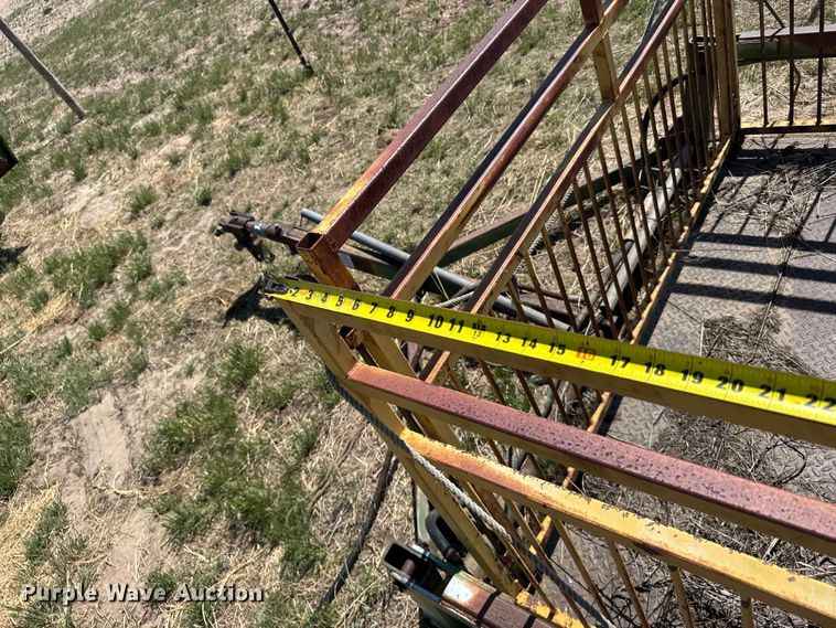 image for item FB7392 Portable corral