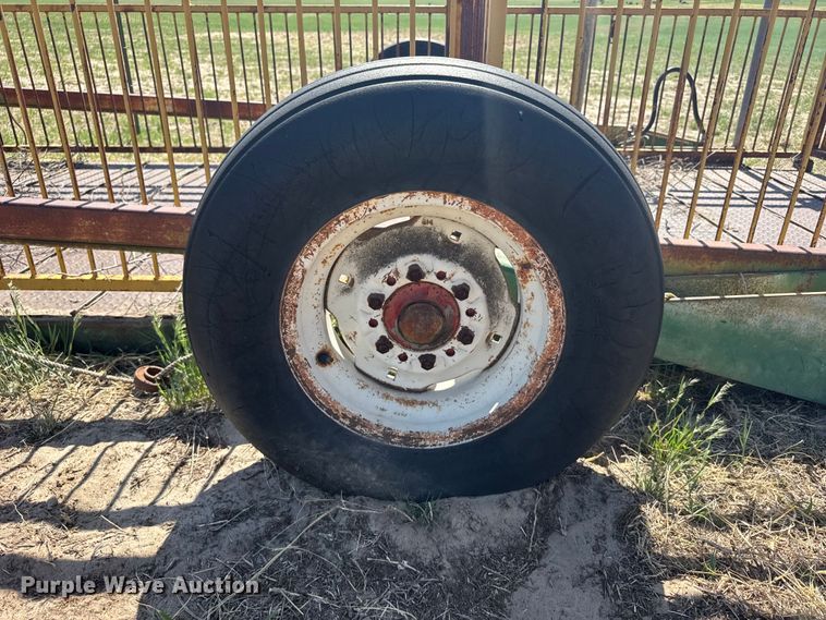 image for item FB7392 Portable corral