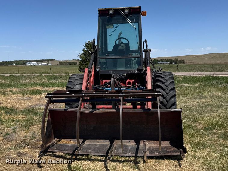 image for item FB7397 Versatile 276 4WD bi-directional tractor