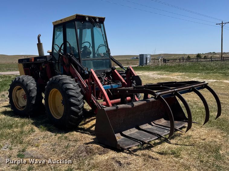 image for item FB7397 Versatile 276 4WD bi-directional tractor