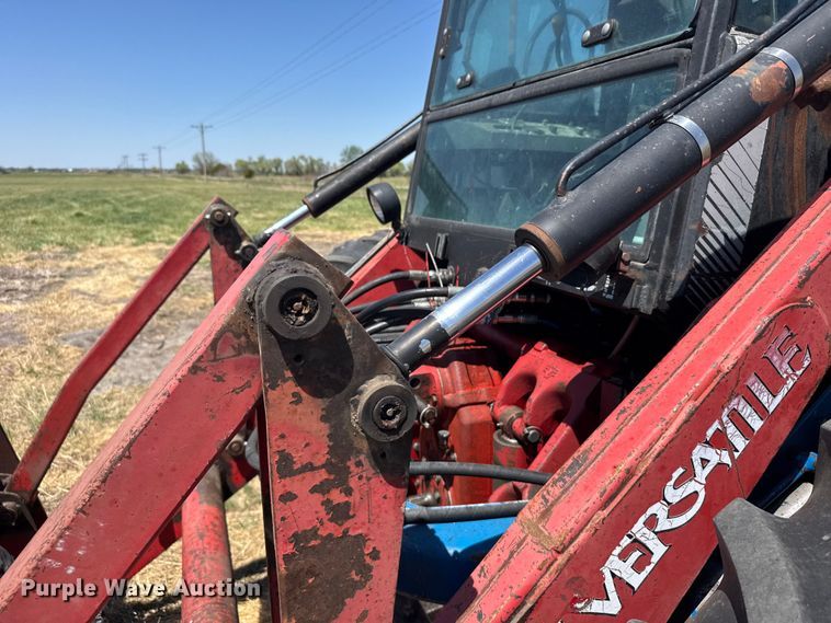 image for item FB7397 Versatile 276 4WD bi-directional tractor