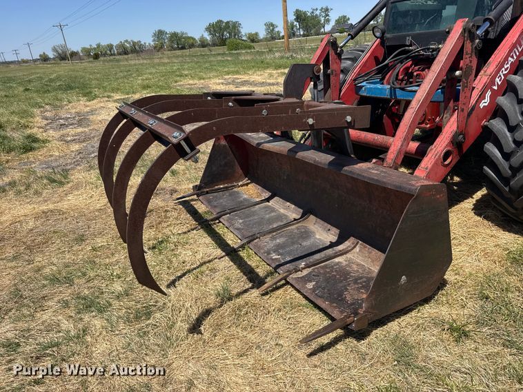 image for item FB7397 Versatile 276 4WD bi-directional tractor