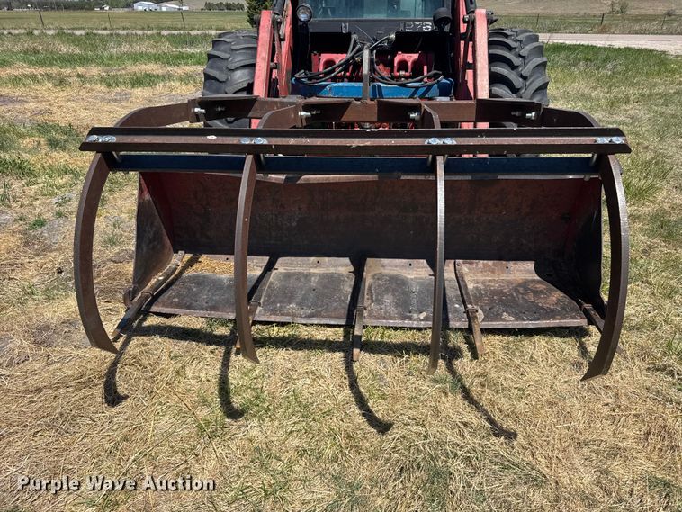image for item FB7397 Versatile 276 4WD bi-directional tractor