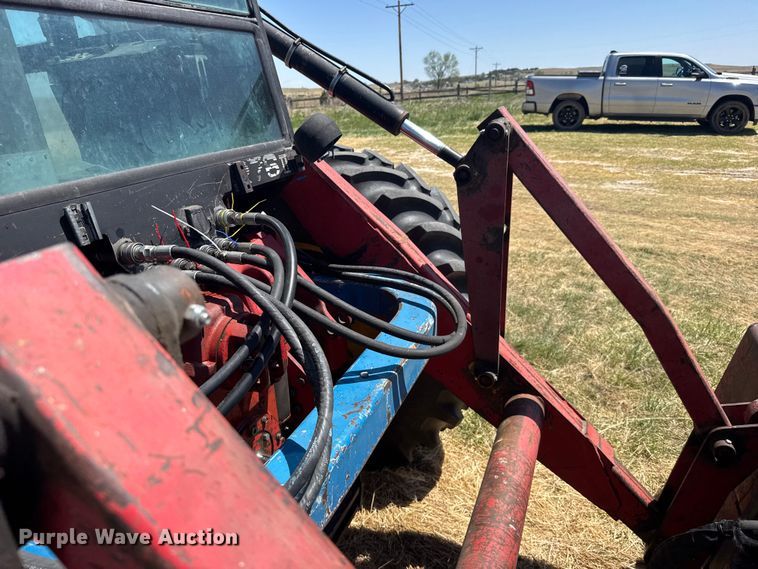 image for item FB7397 Versatile 276 4WD bi-directional tractor