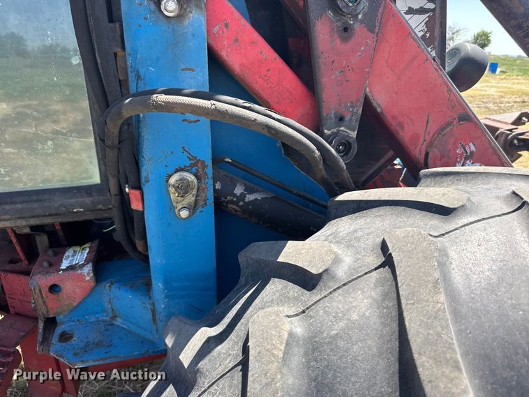 image for item FB7397 Versatile 276 4WD bi-directional tractor