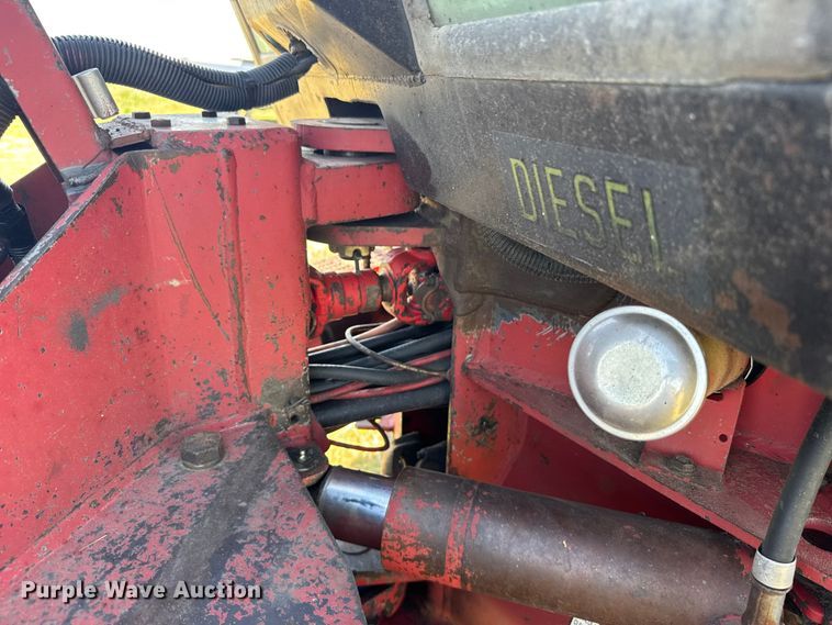 image for item FB7397 Versatile 276 4WD bi-directional tractor