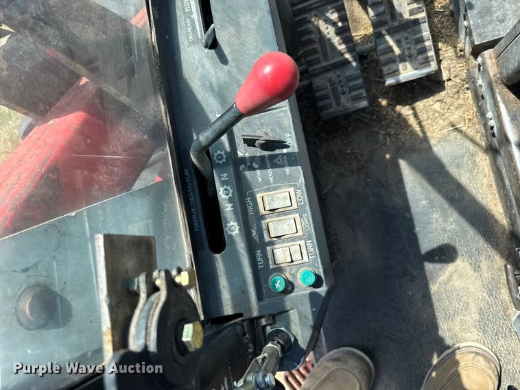 image for item FB7397 Versatile 276 4WD bi-directional tractor