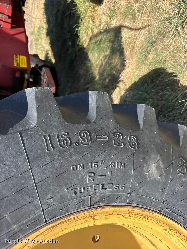 image for item FB7397 Versatile 276 4WD bi-directional tractor