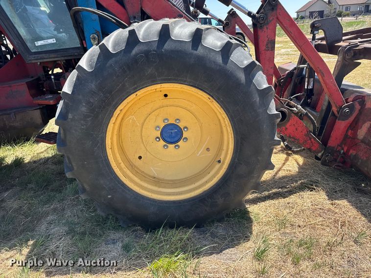 image for item FB7397 Versatile 276 4WD bi-directional tractor