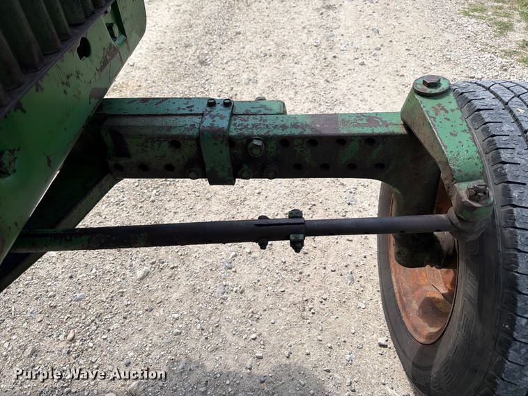image for item FB8168 John Deere 4430 tractor