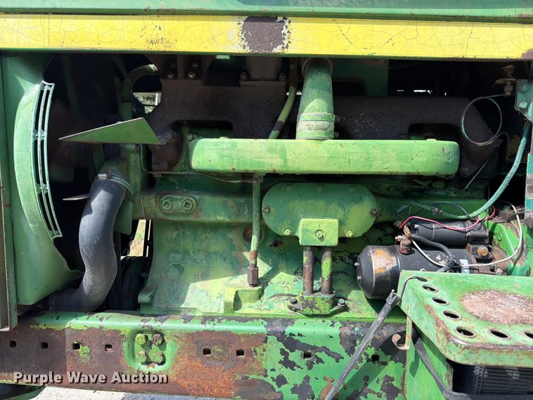 image for item FB8168 John Deere 4430 tractor