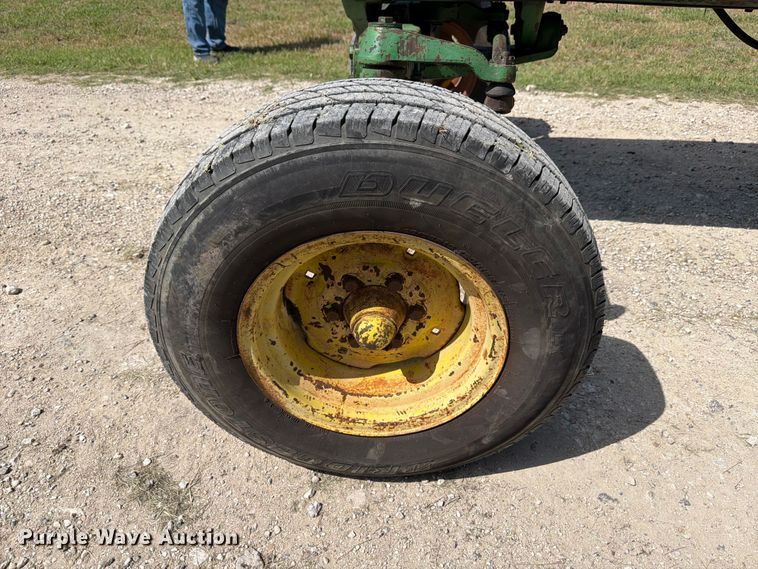image for item FB8168 John Deere 4430 tractor