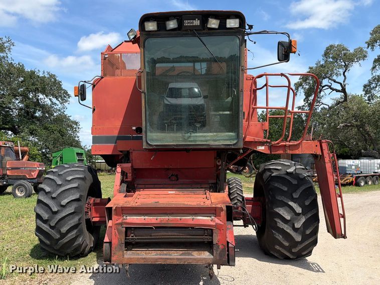 image for item FB8169 Case IH 1680 Axial-flow combine