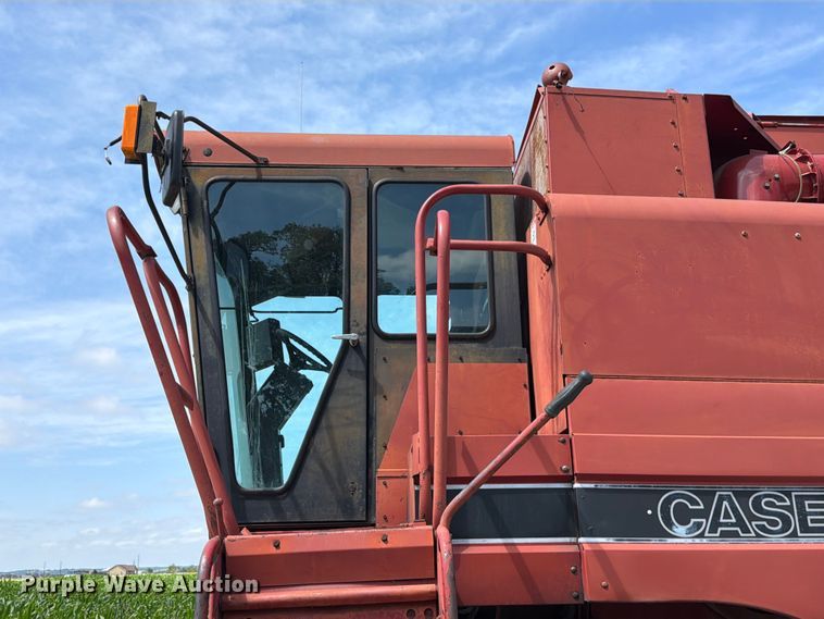 image for item FB8169 Case IH 1680 Axial-flow combine