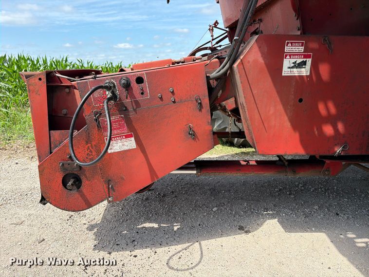 image for item FB8169 Case IH 1680 Axial-flow combine