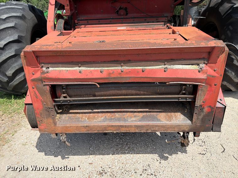 image for item FB8169 Case IH 1680 Axial-flow combine