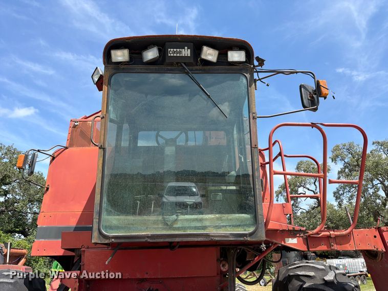 image for item FB8169 Case IH 1680 Axial-flow combine