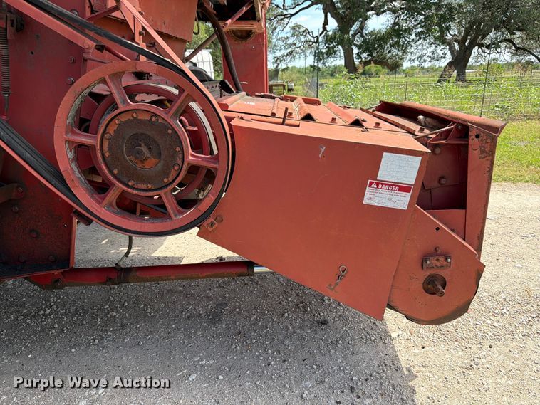 image for item FB8169 Case IH 1680 Axial-flow combine