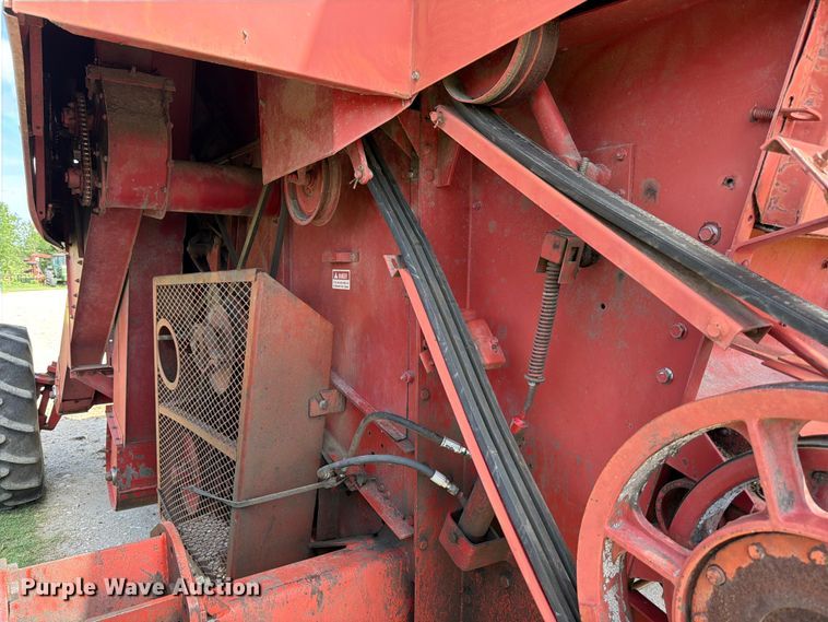 image for item FB8169 Case IH 1680 Axial-flow combine