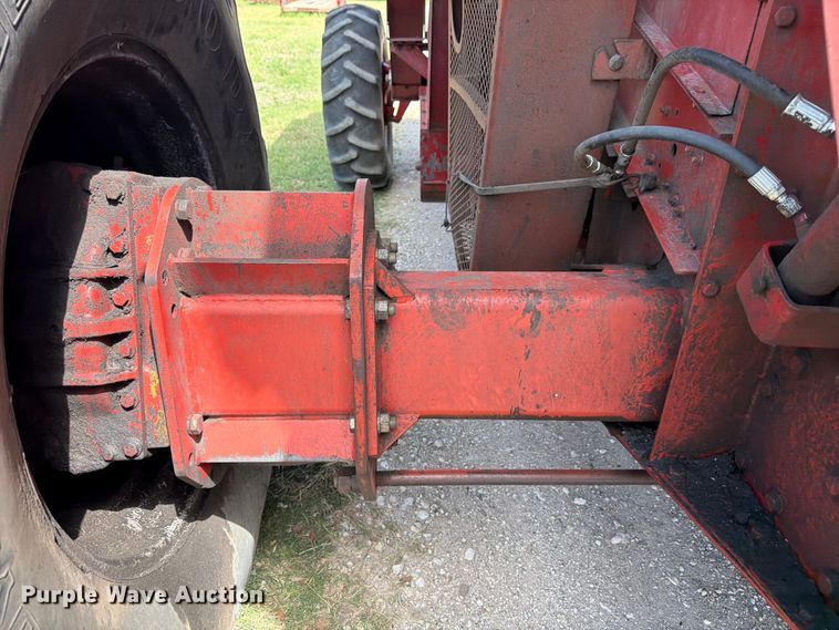 image for item FB8169 Case IH 1680 Axial-flow combine
