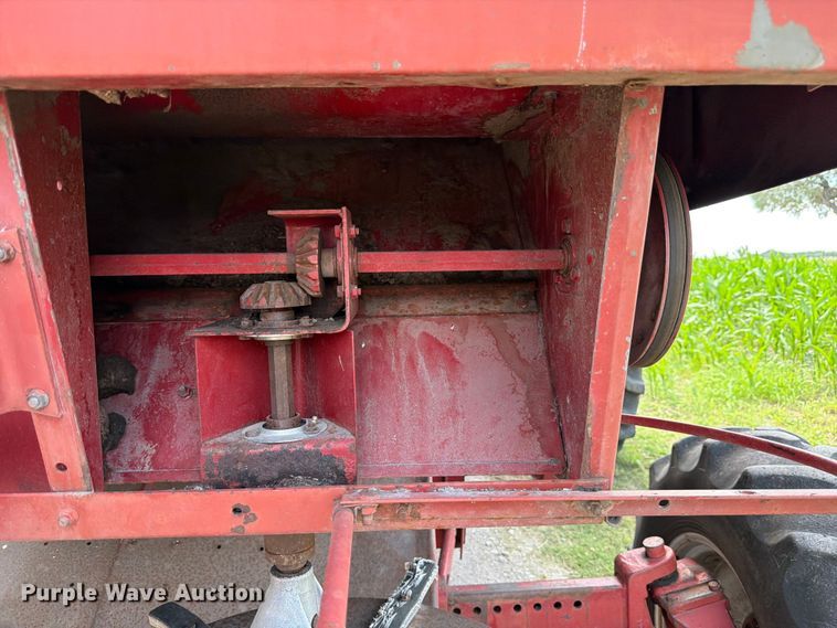image for item FB8169 Case IH 1680 Axial-flow combine