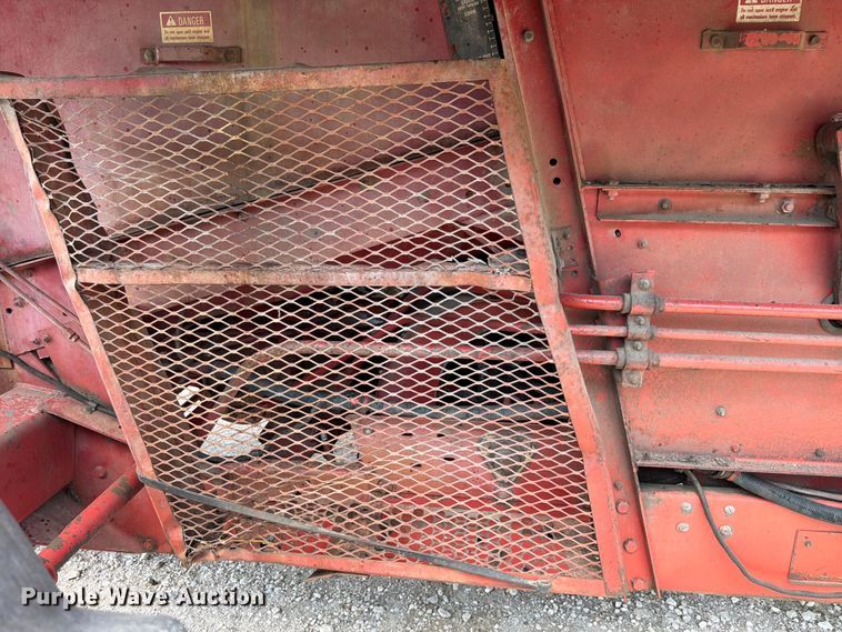 image for item FB8169 Case IH 1680 Axial-flow combine