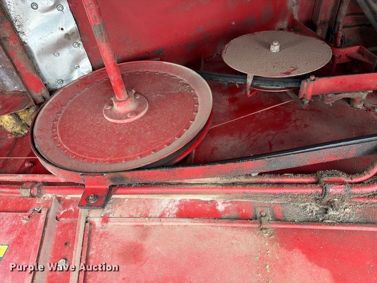 image for item FB8169 Case IH 1680 Axial-flow combine