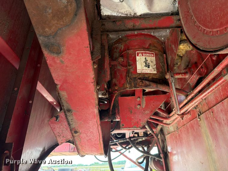 image for item FB8169 Case IH 1680 Axial-flow combine