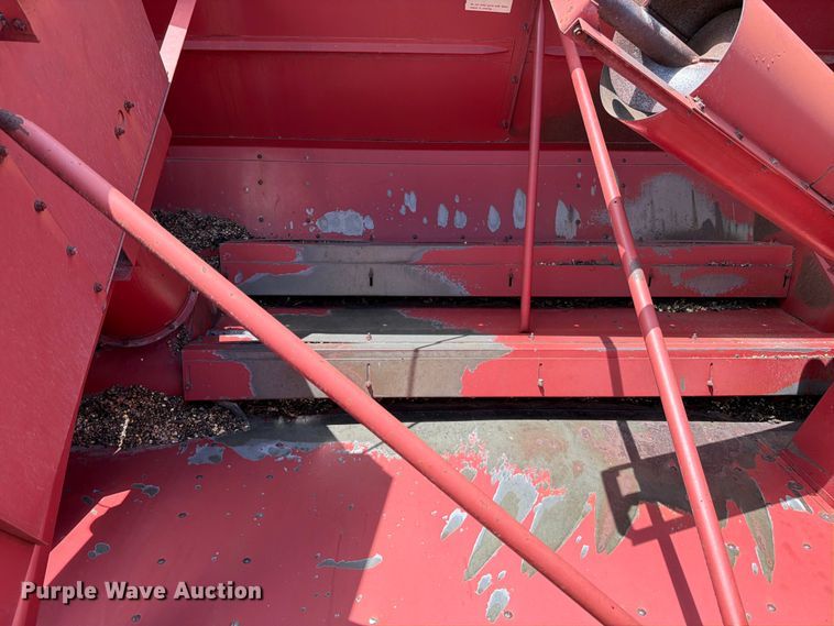 image for item FB8169 Case IH 1680 Axial-flow combine