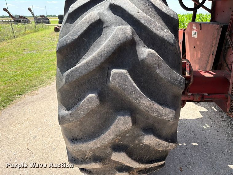 image for item FB8169 Case IH 1680 Axial-flow combine