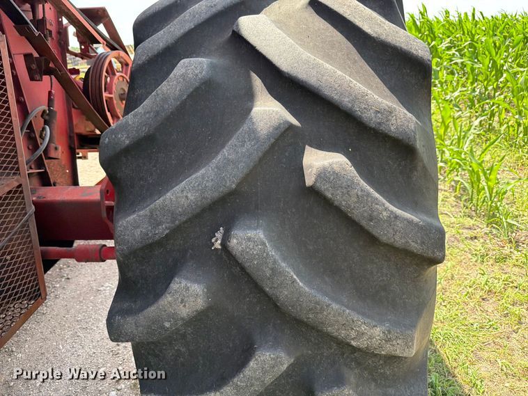 image for item FB8169 Case IH 1680 Axial-flow combine