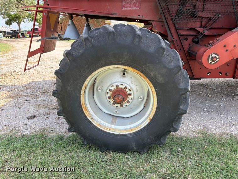 image for item FB8169 Case IH 1680 Axial-flow combine
