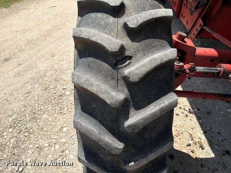 image for item FB8169 Case IH 1680 Axial-flow combine