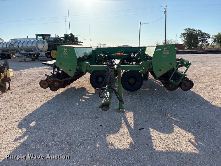 image for item FC2268 Great Plains Solid stand 30 grain drill