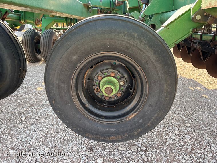 image for item FC2268 Great Plains Solid stand 30 grain drill
