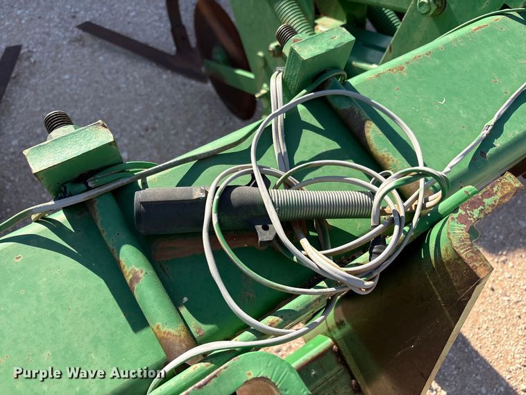 image for item FC2270 John Deere row crop cultivator