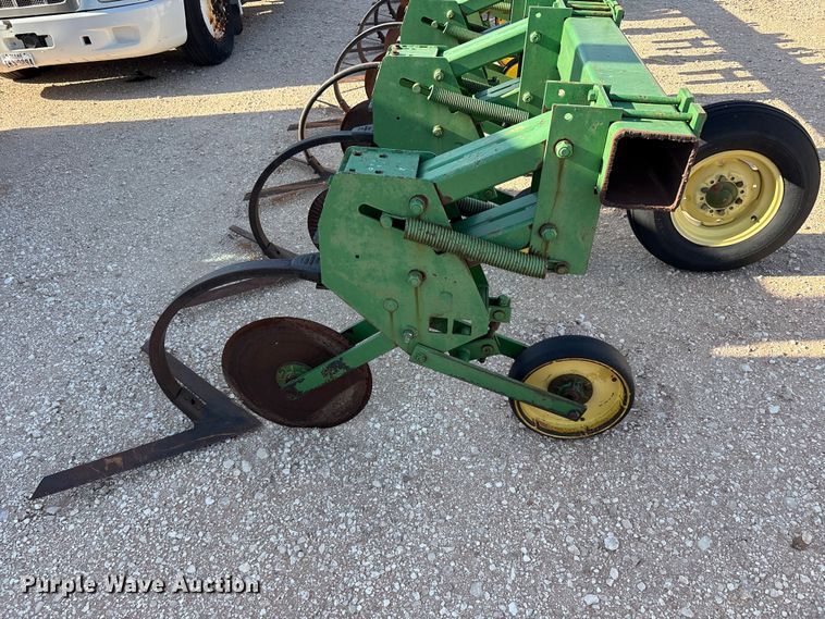 image for item FC2270 John Deere row crop cultivator
